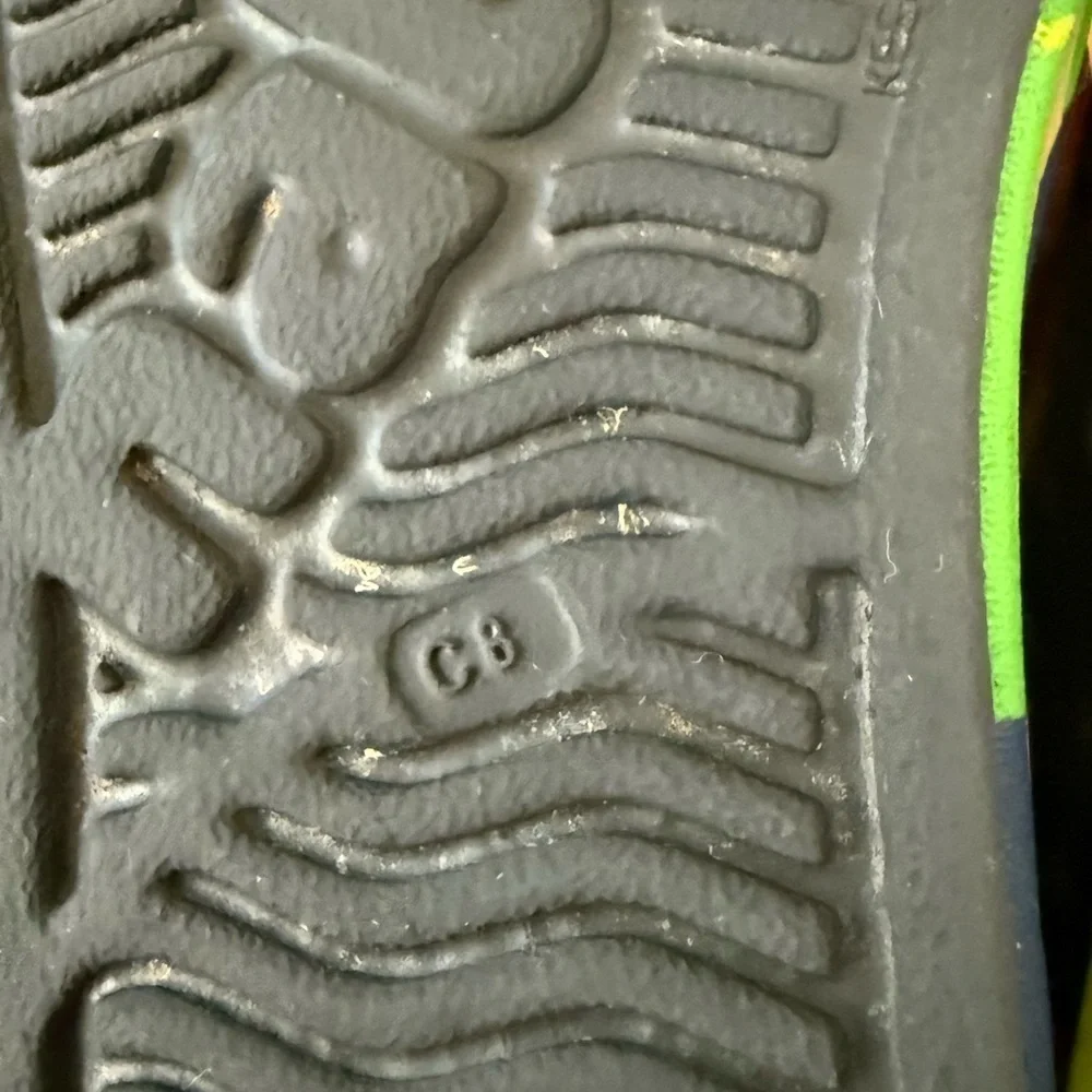 Native Jefferson Child Shoe | Size 8